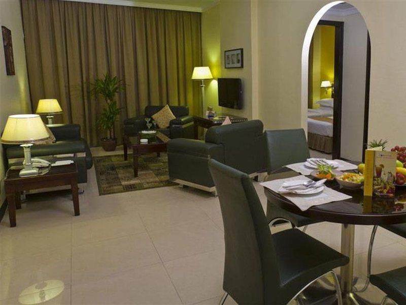 אבו דאבי Fortune Hotel Apartments מראה חיצוני תמונה