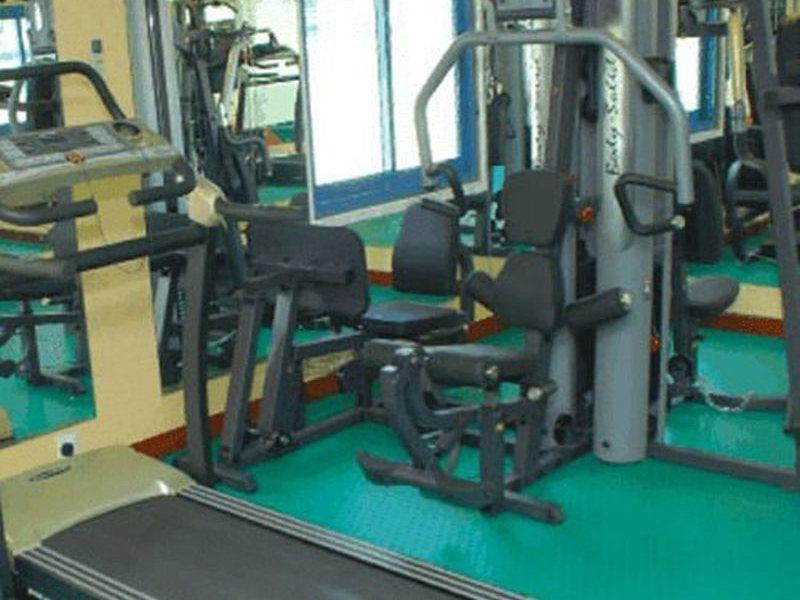 אבו דאבי Fortune Hotel Apartments מראה חיצוני תמונה
