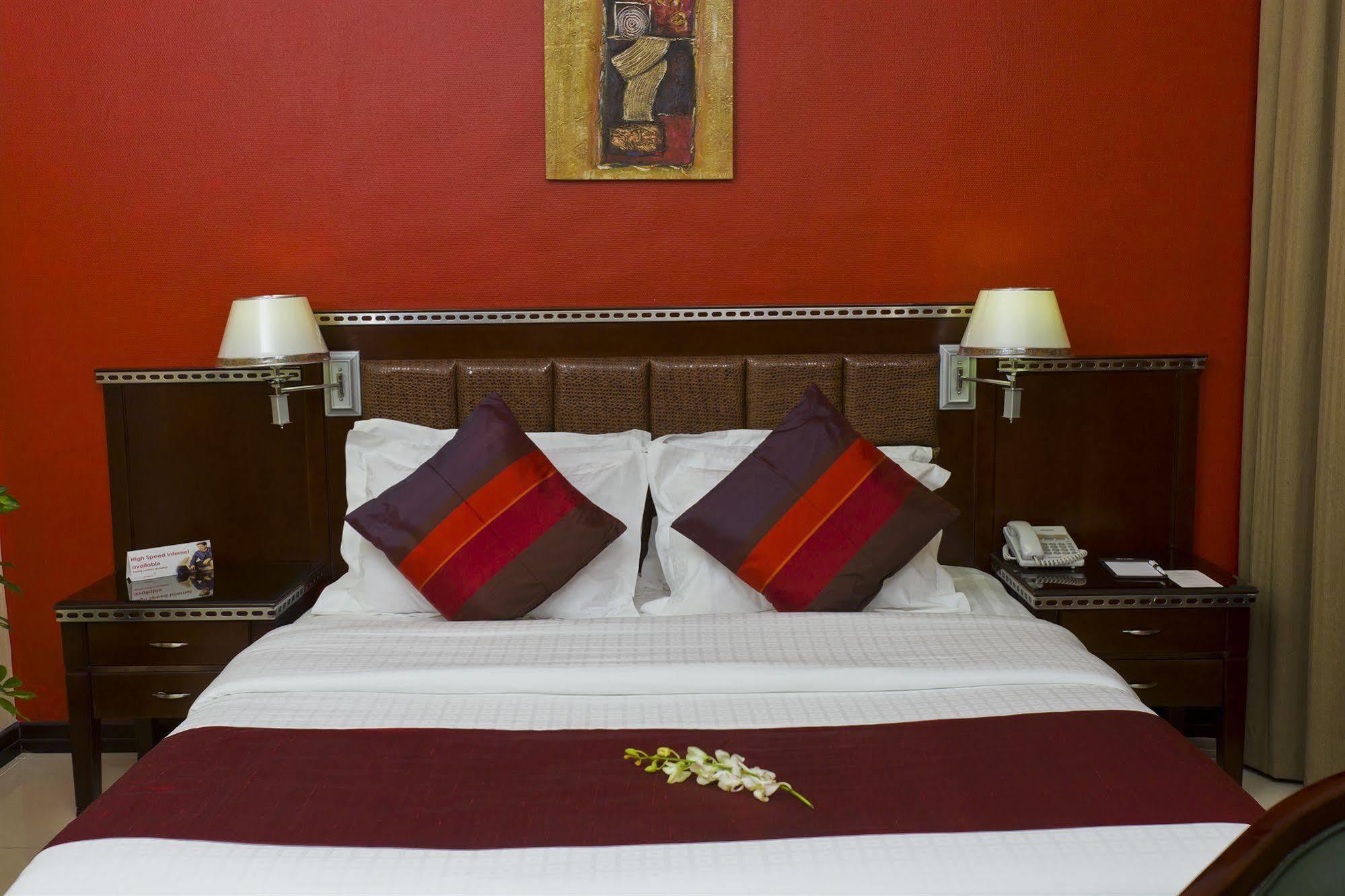אבו דאבי Fortune Hotel Apartments מראה חיצוני תמונה