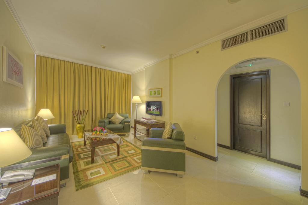 אבו דאבי Fortune Hotel Apartments מראה חיצוני תמונה